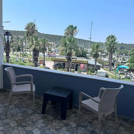 Bed & Breakfast Pia Butik Sigacik 3*