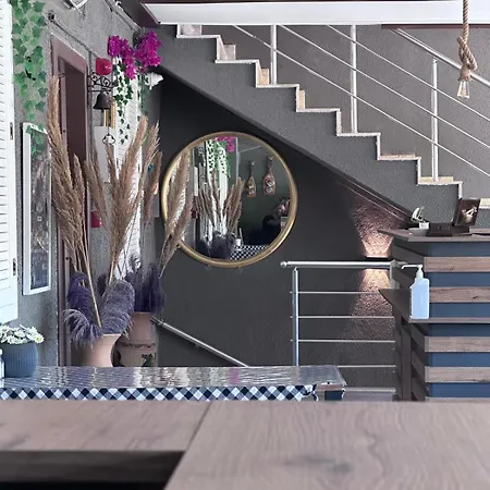 Pia Butik Sigacik B&B