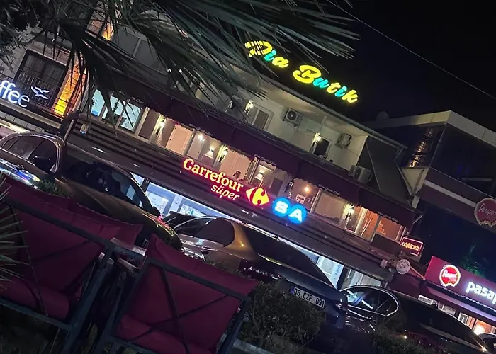 Pia Butik Sığacık 3*